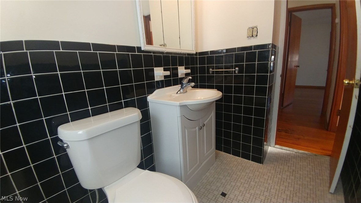 Glenforest Village 01 - Residential Lease