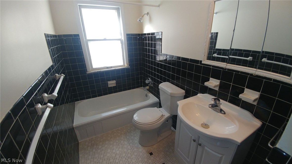 Glenforest Village 01 - Residential Lease