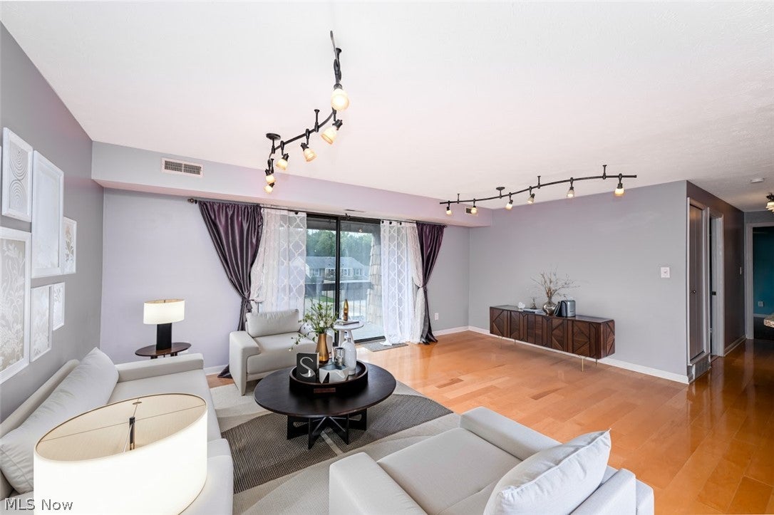 9611 Sunrise Boulevard K9