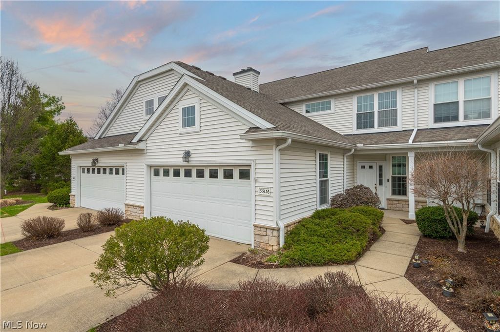 Photo of 33136 Fairport Drive, Avon Lake, OH 44012 (MLS # 5195319)