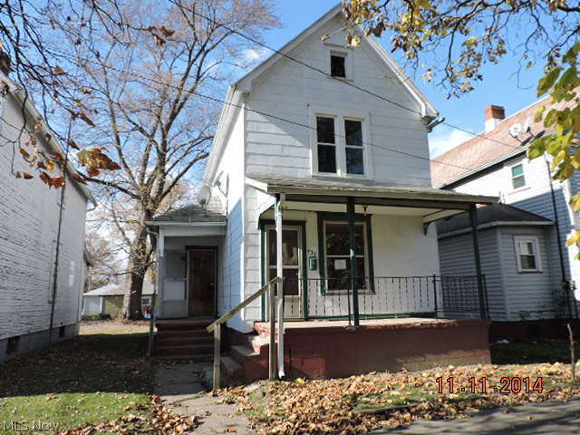 Two story home in need of renovations. First floor laundry/ mud room. Kitchen with dining room. Full unfinished basement. The purchaser must be buying the home as their primary residence during the initial 20 days of listing, without competition from investors. This property is eligible under the Freddie Mac First Look Initiative through 01/07/2015