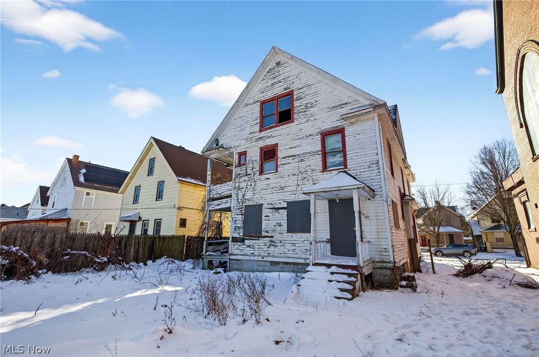 3104 Woodbridge Avenue