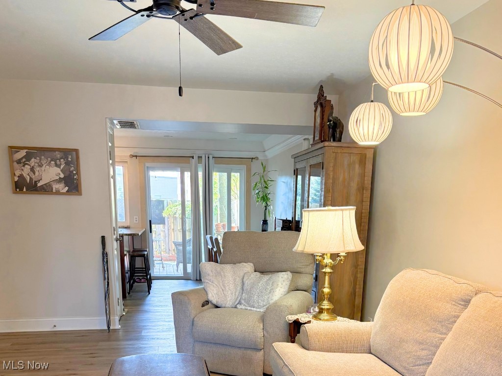 Georgetown/Lyndhurstcondo - Residential