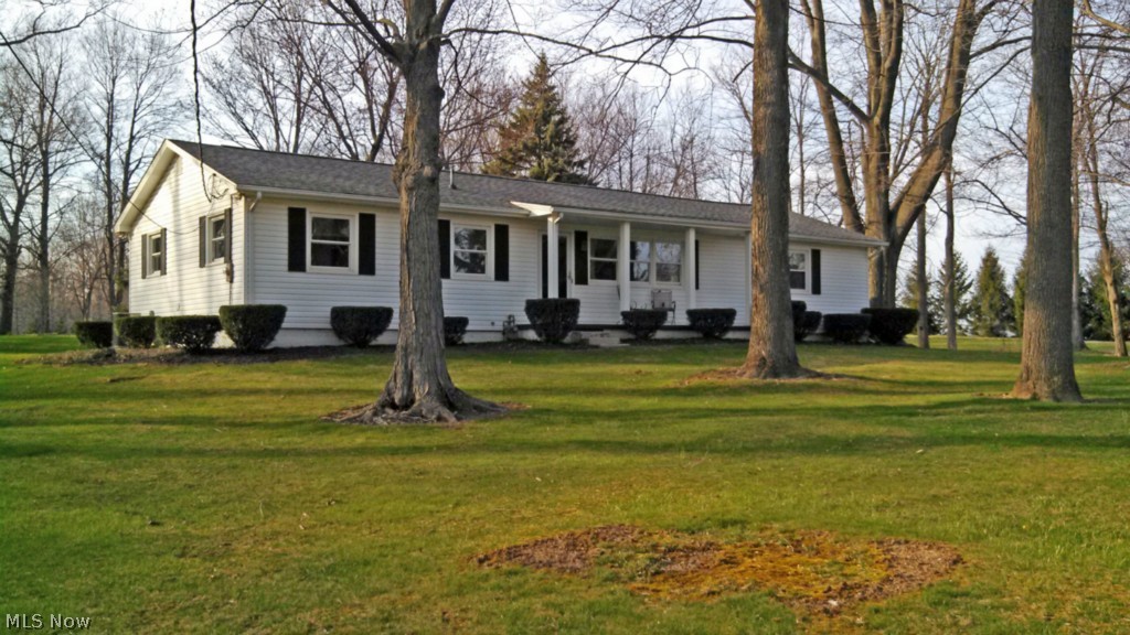 Absolute auction, all sells to the highest bidders on location: MONDAY - JUNE 16, 2014 - 5:30PM
Nice Ranch Home On .91 Acre
Extra Garage/Shop
Nimishillen Twp. - Stark Co.
Louisville Schools
Nice ranch home with mature trees. Main floor has updated, modern white kitchen w/Corian countertops and all appliances. Dining room w/sliding door leading to rear composite wood deck, living room, owner’s suite w/private half bath, 2 add’l. bedrooms and full bath. Full basement having updated gas FA furnace, central A/C, 150-amp breaker electric service, well & septic. Attached 2 car garage, concrete driveway, plus rear garage/shop. Home open for viewing auction day only beginning at 12 NOON.
TERMS ON REAL ESTATE: 10% down auction day, balance due at closing. A 10% Buyer’s premium will be added to the highest bid to establish the purchase price. Any desired inspections must be made prior to bidding. All information contained herein was derived from sources believed to be correct.