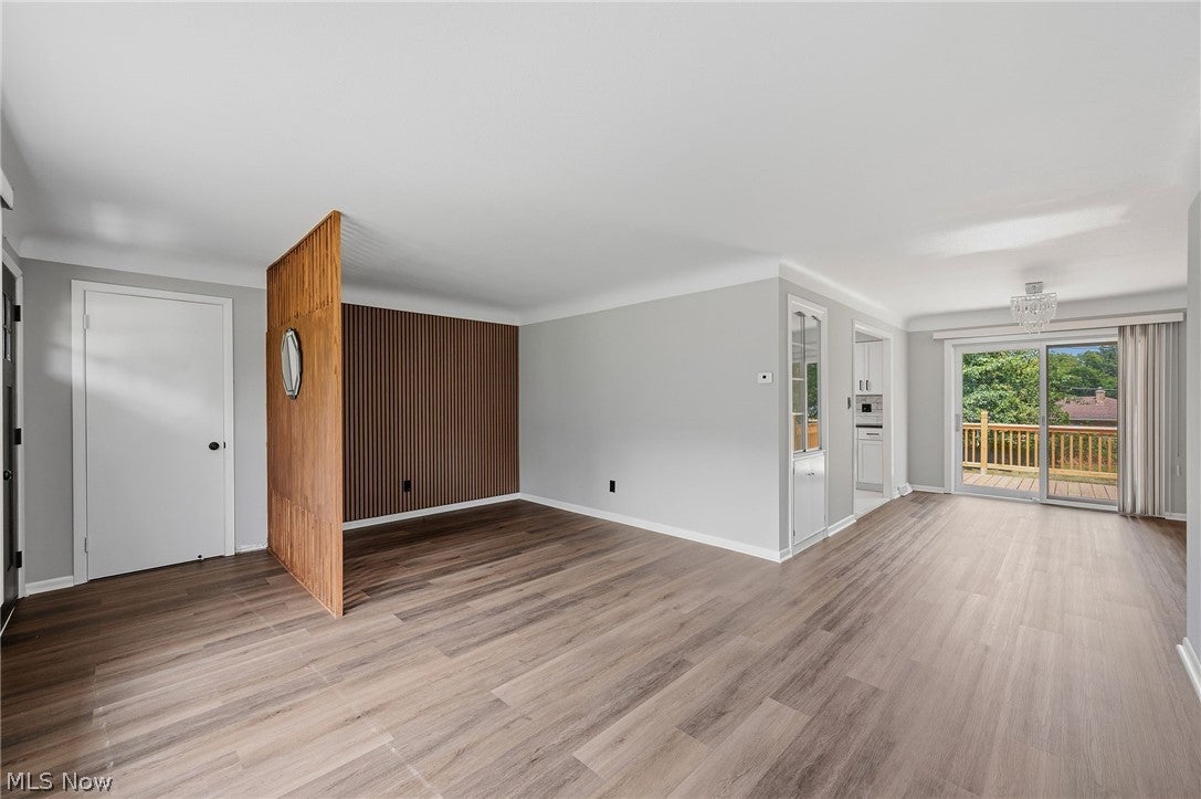 333 E Ridgewood Drive