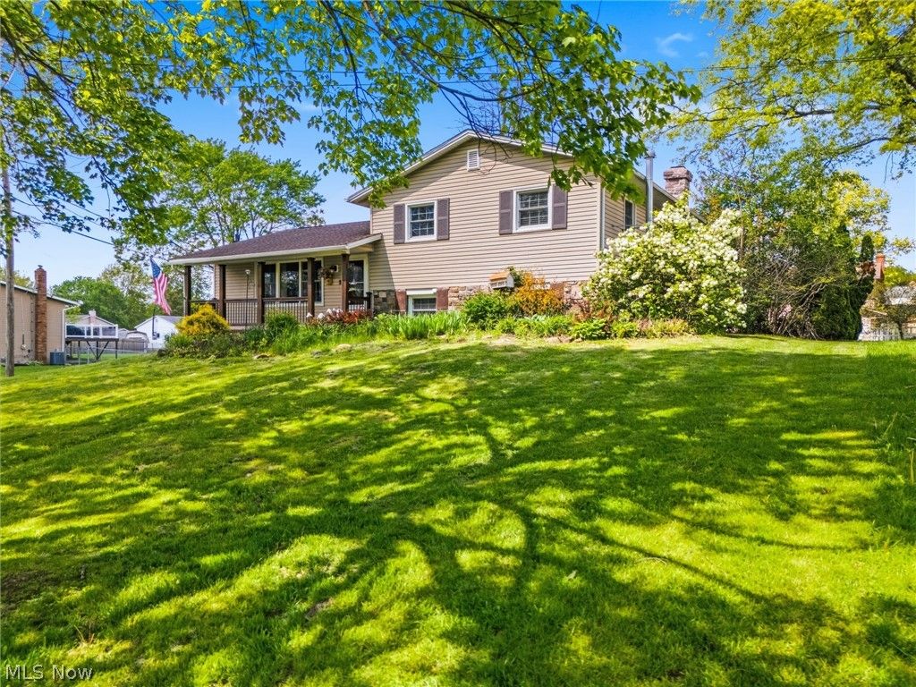 Photo of 1508 Pauli Street, Canal Fulton, OH 44614 (MLS # 5208383)
