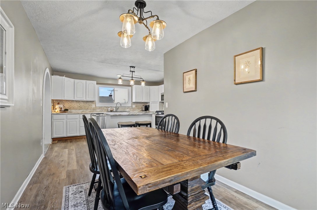 Arlington Waterloo Acres - Residential