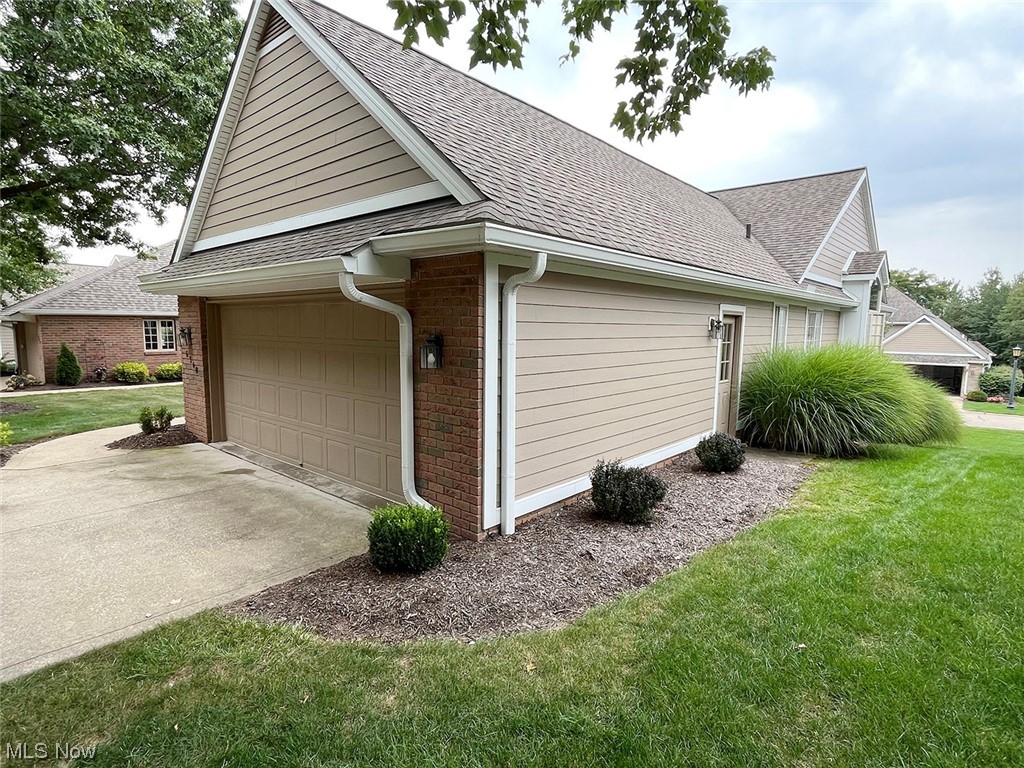 Hamlets Glenmoor Condo - Residential