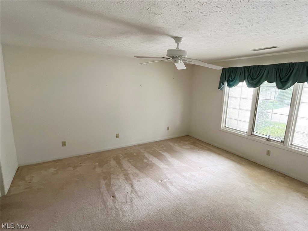 Hamlets Glenmoor Condo - Residential