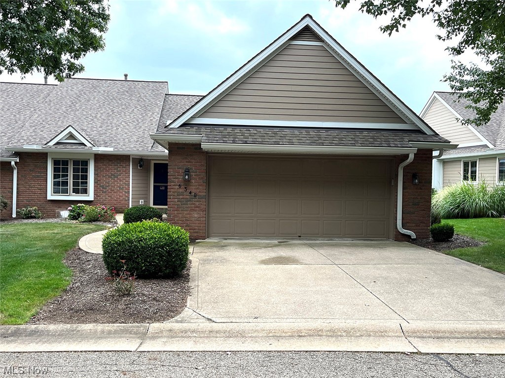 Hamlets Glenmoor Condo - Residential