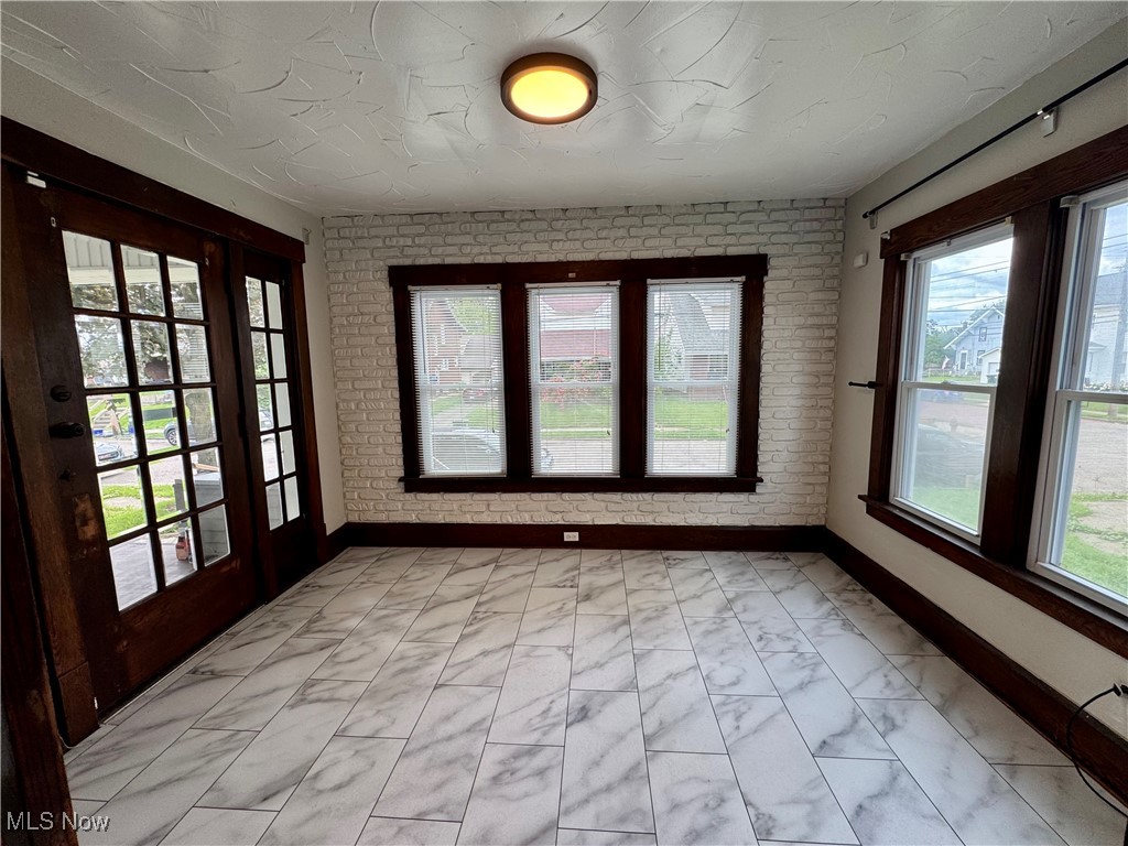 1131 16th Street, Canton, Ohio image 3