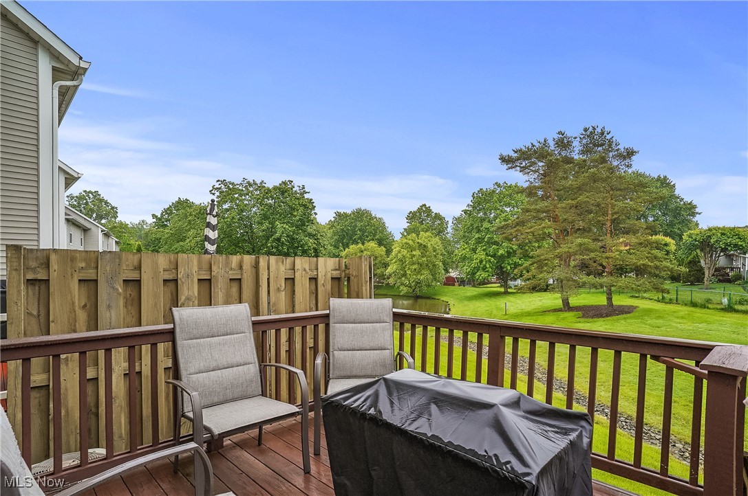 2426 Wrens Drive, Stow, Ohio image 23