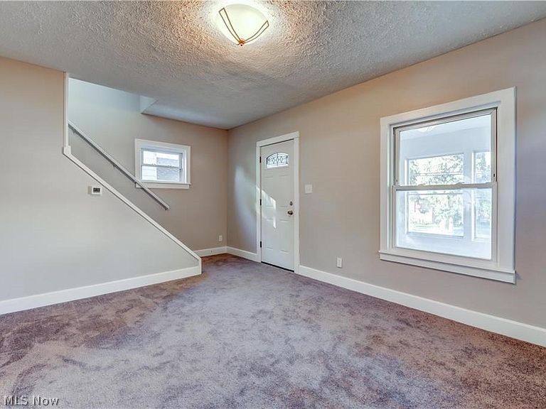 Riverside - Residential Lease