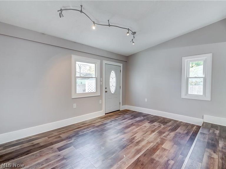 Riverside - Residential Lease