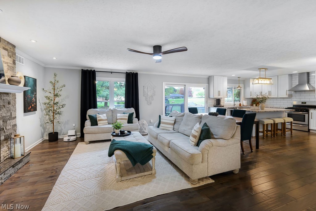 Prestwick Condo - Residential