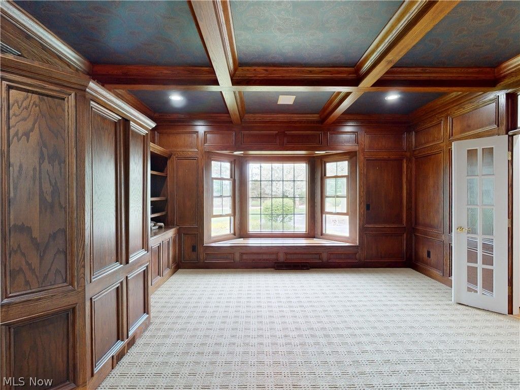 Photo of 11205 Hampton Ridge Drive, Chardon, OH 44024 (MLS # 5202407)