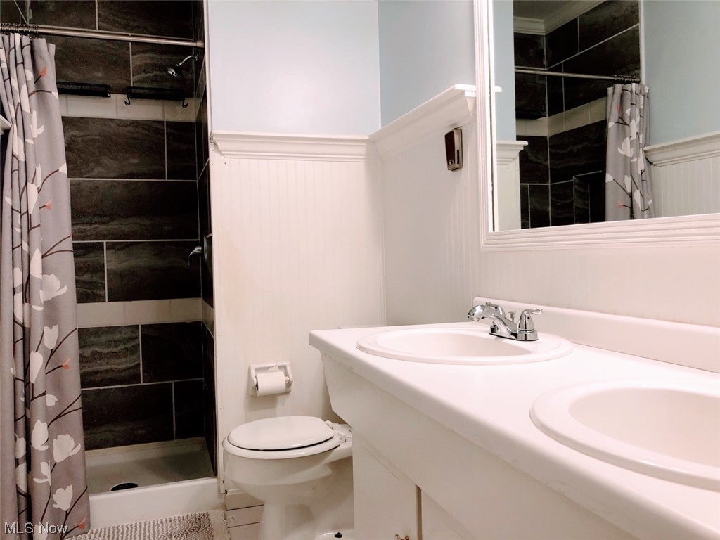 Meadowlawn Condo - Residential