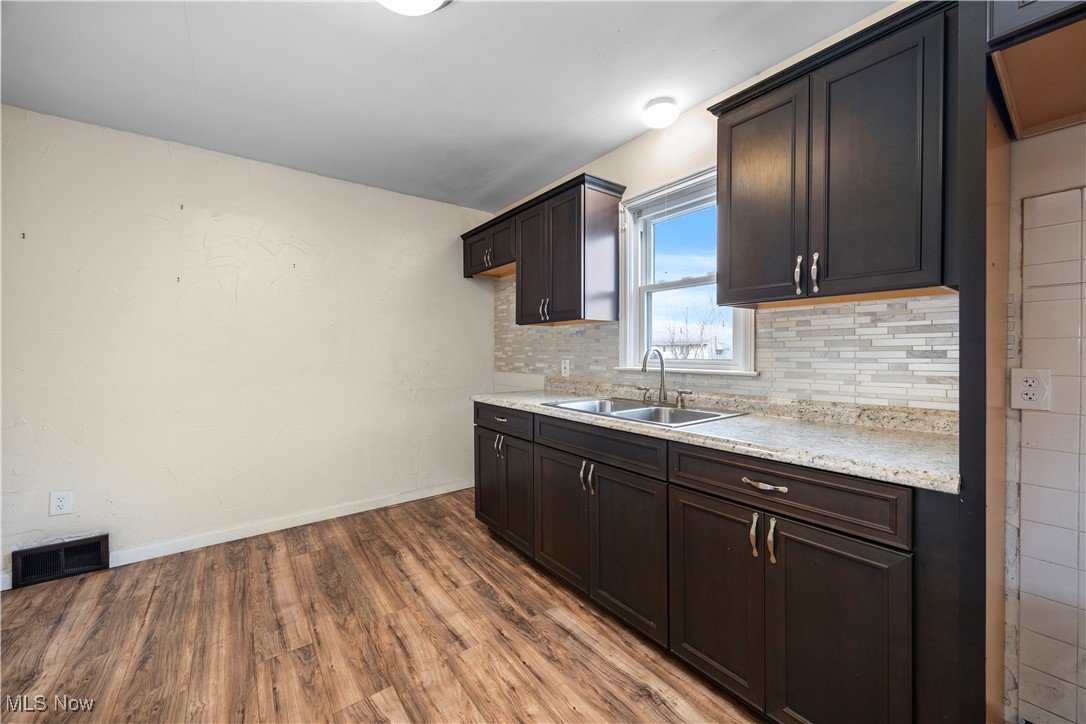 1232 W 35th Street, Lorain, Ohio image 21