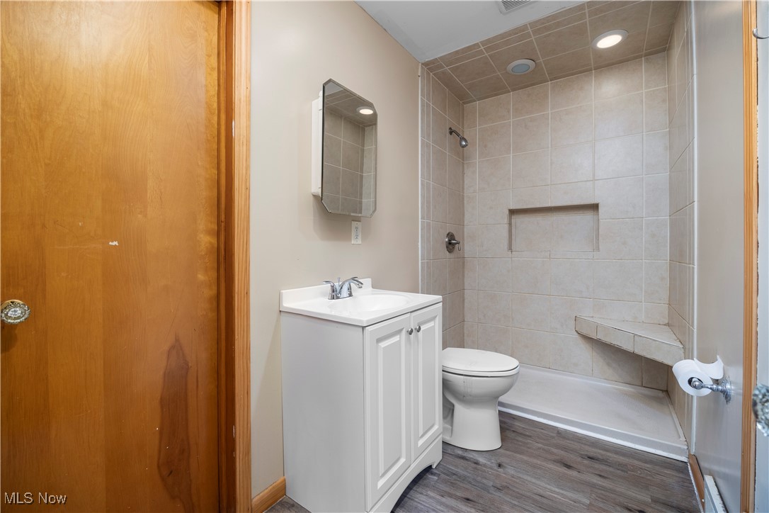 1232 W 35th Street, Lorain, Ohio image 14