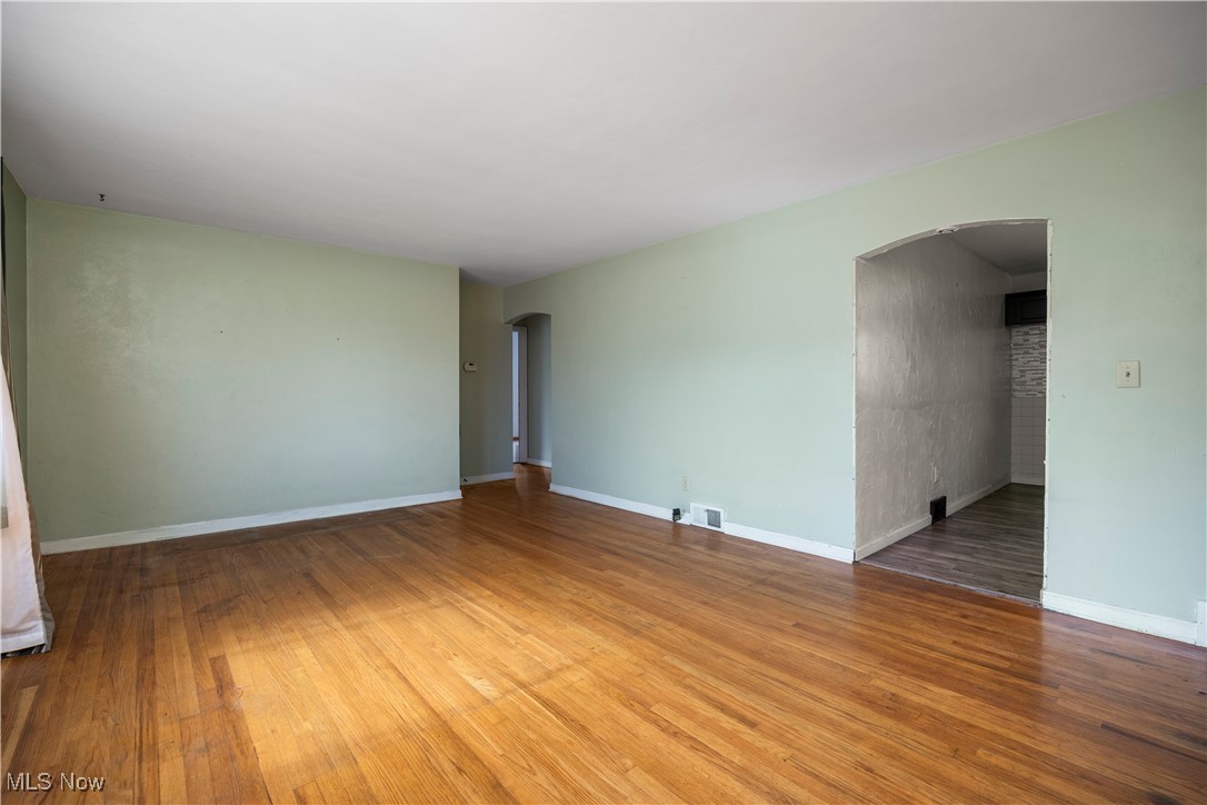 1232 W 35th Street, Lorain, Ohio image 7