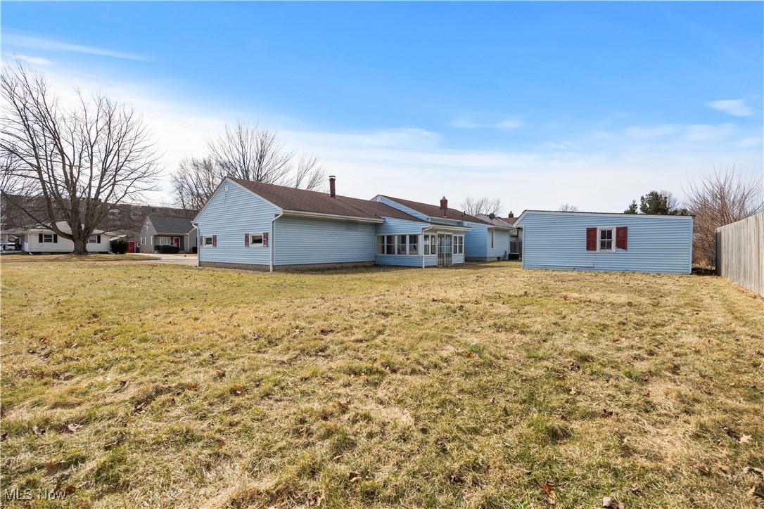 1232 W 35th Street, Lorain, Ohio image 3