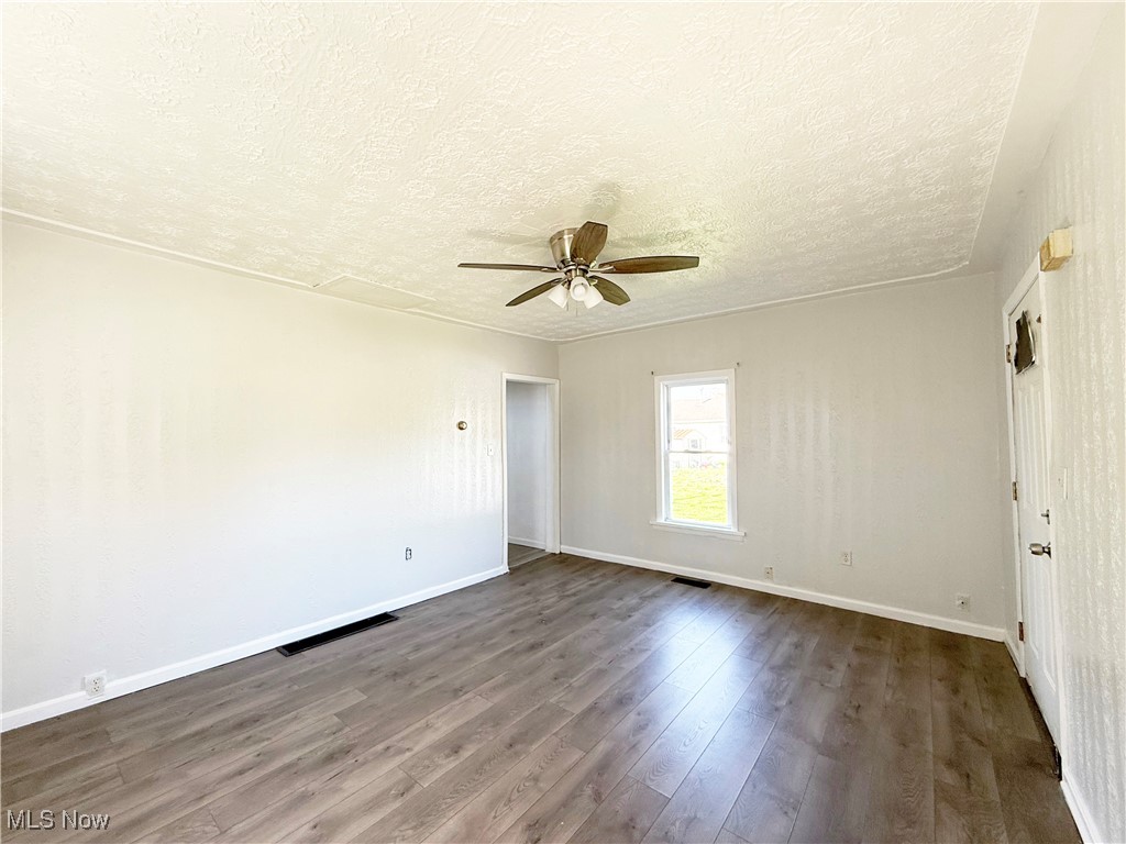 9 Woodford Avenue, Elyria, Ohio image 7