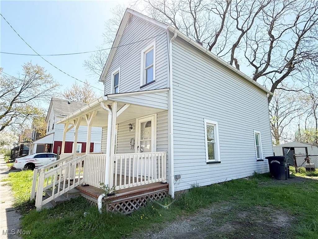 9 Woodford Avenue, Elyria, Ohio image 2