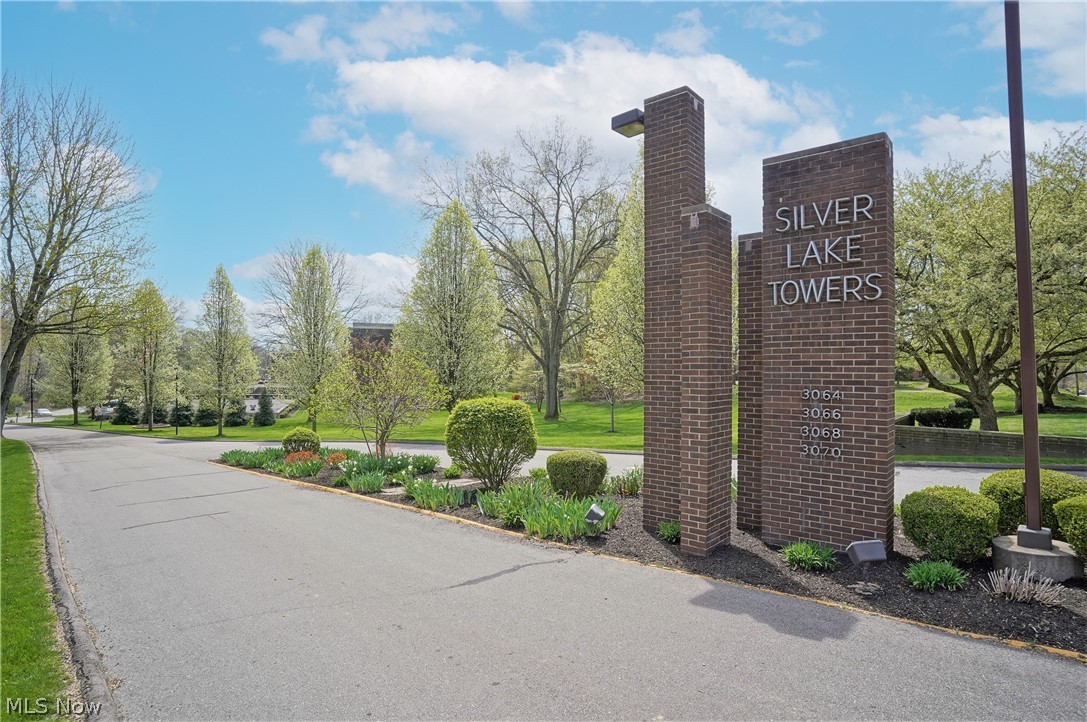 Silver Lake Towers Condo - Residential