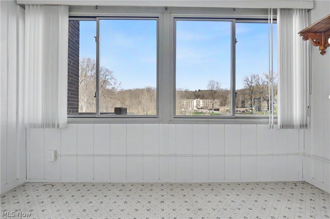 Silver Lake Towers Condo - Residential