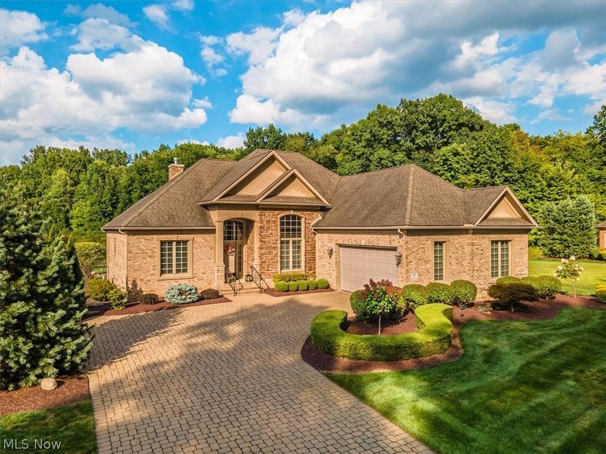 All brick ranch style villa in excellent condition! 2 bedrooms on level 1 with full baths, 2 bedrooms in lower level, 3.5 baths in all. Large great room with fireplace and hardwood floors. Huge kitchen/ family area, all appliances in kitchen stay. Master has a large walk-in closet. Full finished basement, 2 car attached garage and in a fantastic setting!