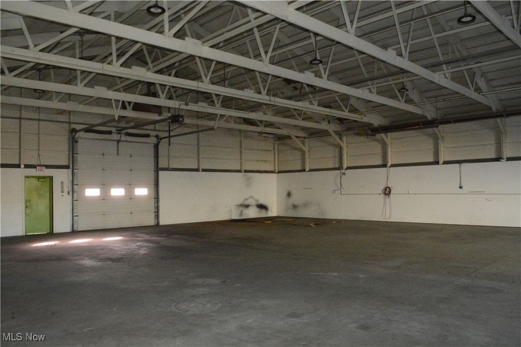 Photo of 1760 Root Road, Lorain, OH 44052 (MLS # 5168357)