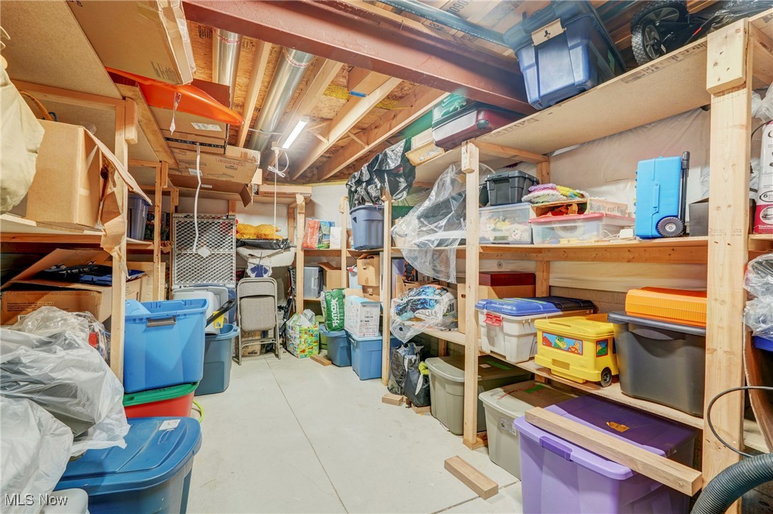 10367 Rock Ledge Way, North Royalton, Ohio image 32