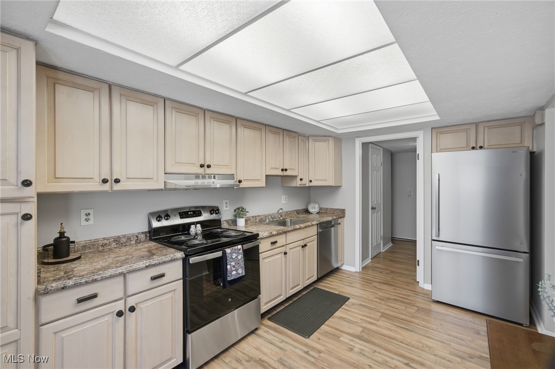 Harbour Light Condo - Residential