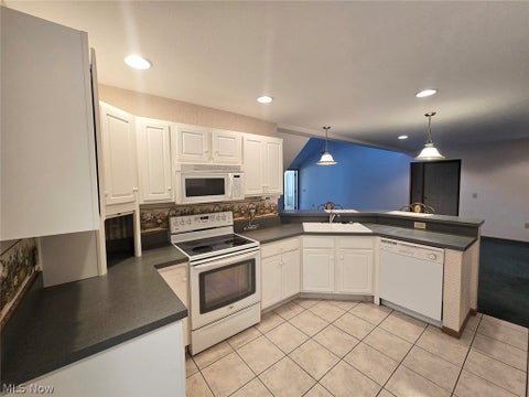 Tiny photo for 1425 Laurenbrook Lane NE, Massillon, OH 44646 (MLS # 5255087)