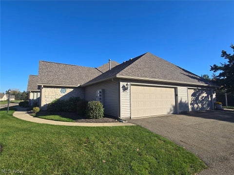 Tiny photo for 1425 Laurenbrook Lane NE, Massillon, OH 44646 (MLS # 5255087)