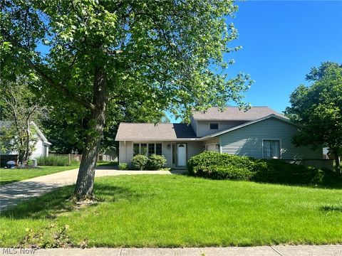 Homes For Sale - 16244 Delmont Avenue<br/> Cuyahoga County, Strongsville, OH 44136