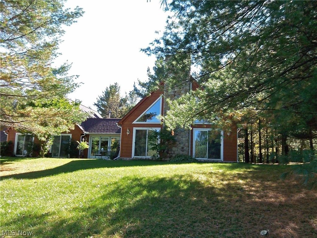 Photo of 14543 Ensign Road, Burton, OH 44021 (MLS # 5206647)