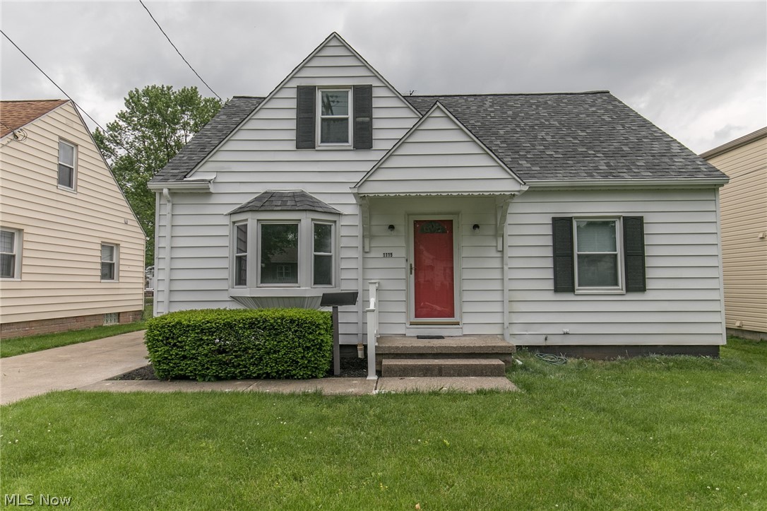 Renovated Cape in the heart of Cuy Falls. Brand new appliances, new flooring and paint throughout, newer roof, water proofed basement, energy efficient furnace, new AC. The home boast 3 good sized bedrooms, 2.5 updated bathrooms, and newly finished rec room in the basement. Walkable to Portage Crossing, playgrounds, and Bolich Middle School. Call today for your private showing.