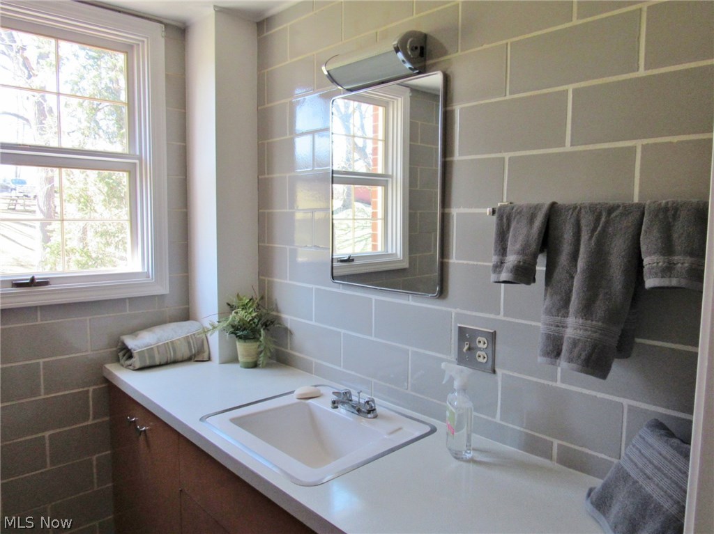 Colonial Hills - Residential