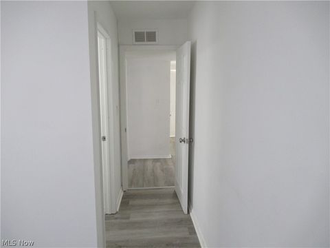 Tiny photo for 1403 Dawnwood, Parma, OH 44134 (MLS # 5190037)