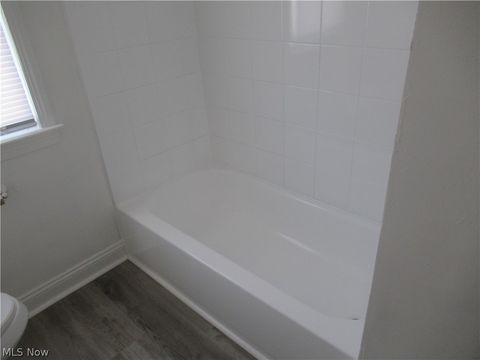 Tiny photo for 1403 Dawnwood, Parma, OH 44134 (MLS # 5190037)