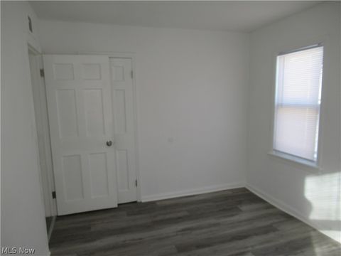 Tiny photo for 1403 Dawnwood, Parma, OH 44134 (MLS # 5190037)