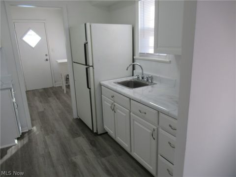 Tiny photo for 1403 Dawnwood, Parma, OH 44134 (MLS # 5190037)