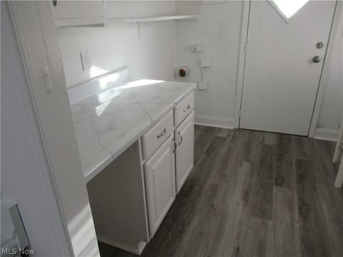 Tiny photo for 1403 Dawnwood, Parma, OH 44134 (MLS # 5190037)