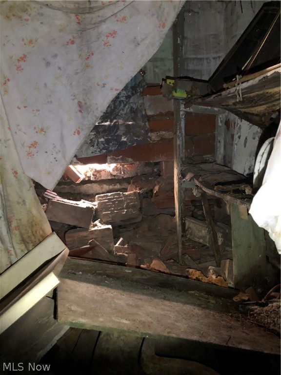 East Blvd - Residential Income