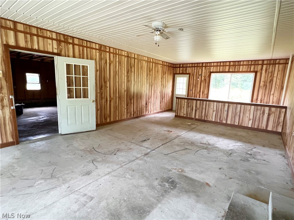 Ione Demes 1 - Residential