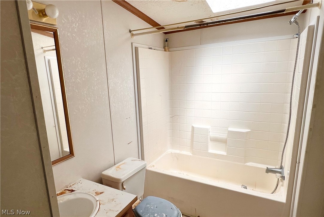 Ione Demes 1 - Residential