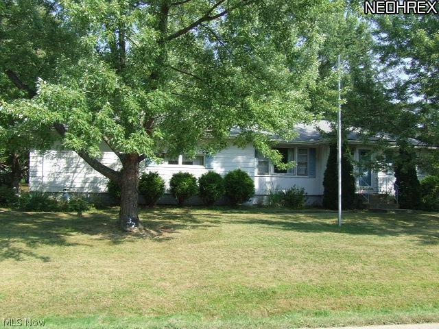 Great 3-bedroom, 2 bath Ranch on .459 acre in heart of Stow! Hardwood floors, attic fan, wrap-around deck, rec room plus bonus room that could be 4th bedroom, heated 2-car attached garage with washer/dryer hook-up, extra parking. Newer furnace. Home Warranty! Your TLC could make this a wonderful home! Schedule your showing today.