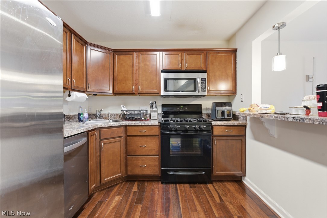 Meadows/Copley - Residential