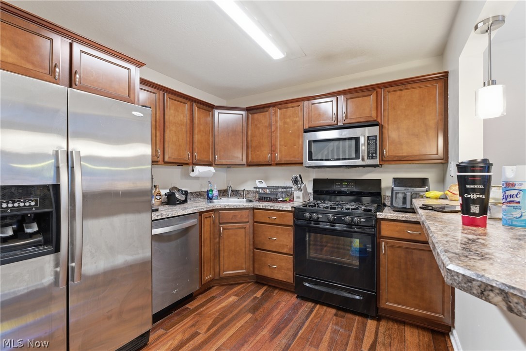 Meadows/Copley - Residential